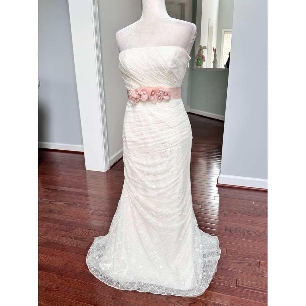Vera Wang White Luxury Strapless Ruched Lace 3D Floral Pink Belt Wedding Dress - Picture 10 of 12
